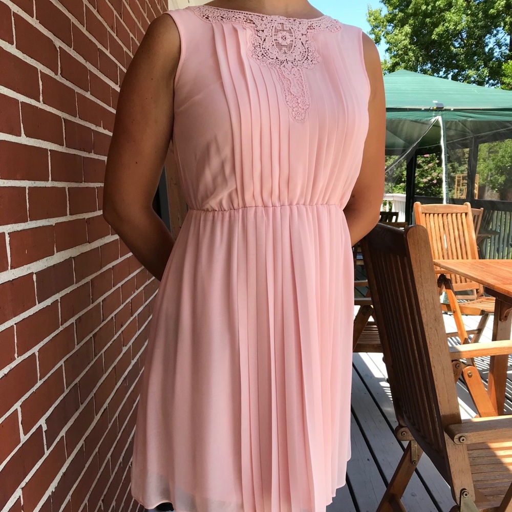 Jessica Simpson pale pink cocktail dress